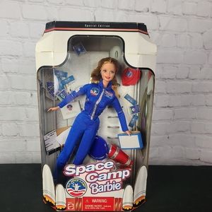 Barbie.  Space Camp Barbie. # 22525.